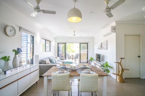 ZEN QUEST - The NOMADS PAD Near Nightcliff Markets & Sunset Foreshore - Accommodation Newcastle 0