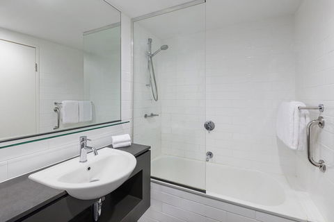 Vibe Hotel Darwin Waterfront - Accommodation Newcastle 23