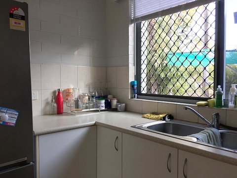 Cozy Room For A Great Stay In Darwin - Excellent Location - Accommodation Newcastle 3