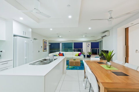 BeachLife Apartments - Accommodation Newcastle 10