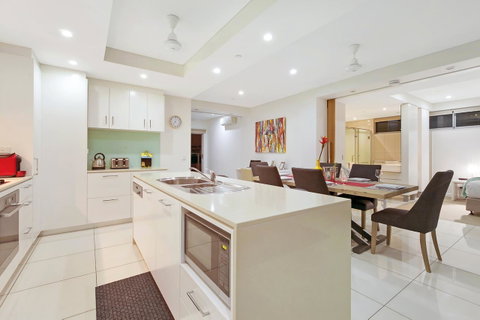 BeachLife Apartments - Accommodation Newcastle 33