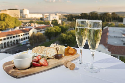 Novotel Canberra - Accommodation Newcastle 36