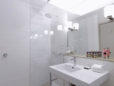 QT Canberra - Accommodation Newcastle 38