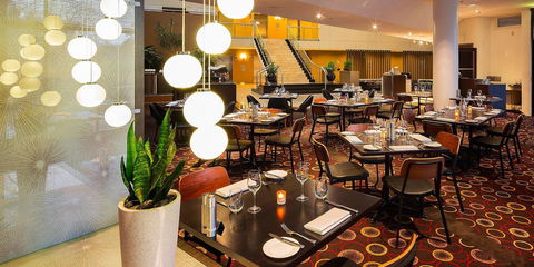 Crowne Plaza Canberra, An IHG Hotel - Accommodation Newcastle 3