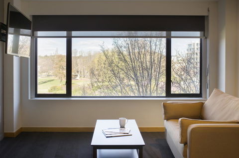 Crowne Plaza Canberra, An IHG Hotel - Accommodation Newcastle 29