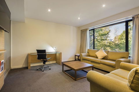 Crowne Plaza Canberra, An IHG Hotel - Accommodation Newcastle 37