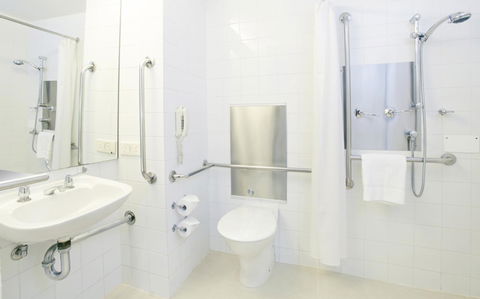 Crowne Plaza Canberra, An IHG Hotel - Accommodation Newcastle 24