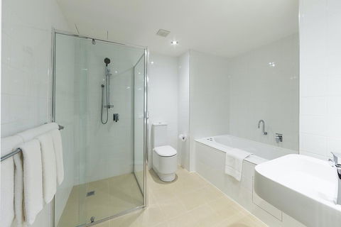 Crowne Plaza Canberra, An IHG Hotel - Accommodation Newcastle 27