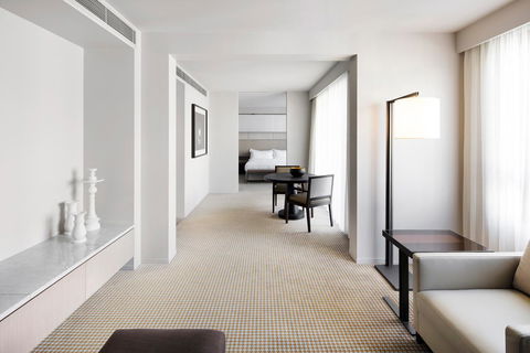 Hotel Realm - Accommodation Newcastle 13