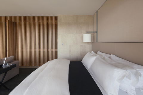 Hotel Realm - Accommodation Newcastle 18