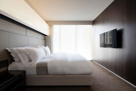 Hotel Realm - Accommodation Newcastle 15