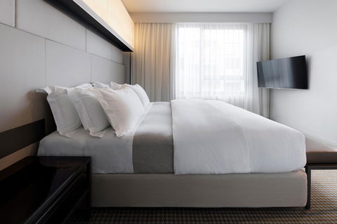 Hotel Realm - Accommodation Newcastle 11