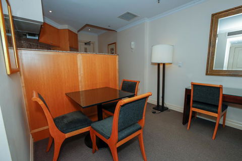 Bond 314 - Accommodation Newcastle 2