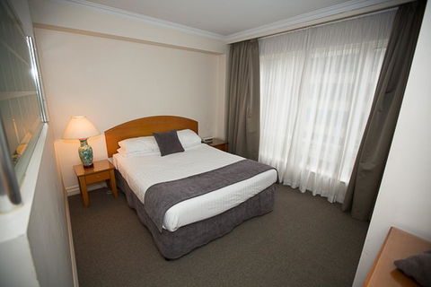 Bond 512 - Accommodation Newcastle 0