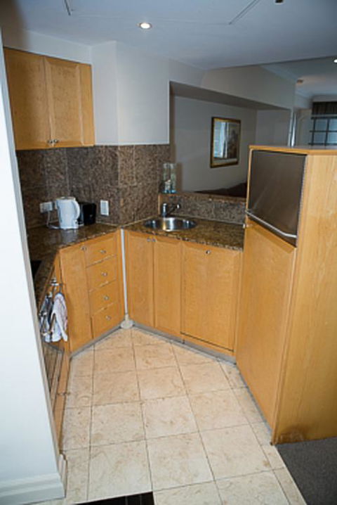 Bond 512 - Accommodation Newcastle 3