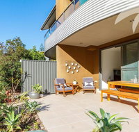 Boom 8 - Accommodation Newcastle