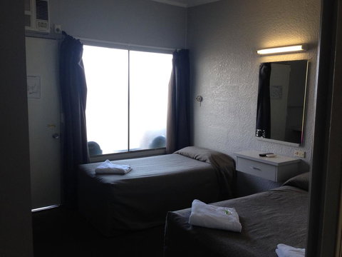 Boomerang Hotel - Accommodation Newcastle 0