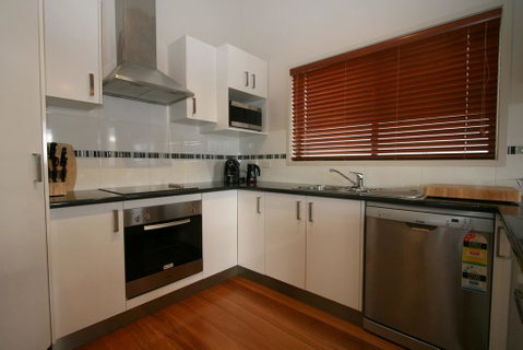 Boronia 4/30 Nettin Circuit - Accommodation Newcastle 3