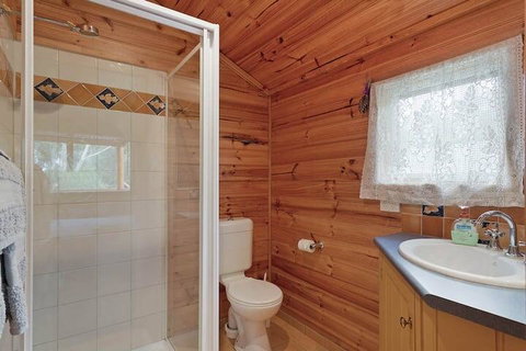 Bourndaroo Lodge - Accommodation Newcastle 3