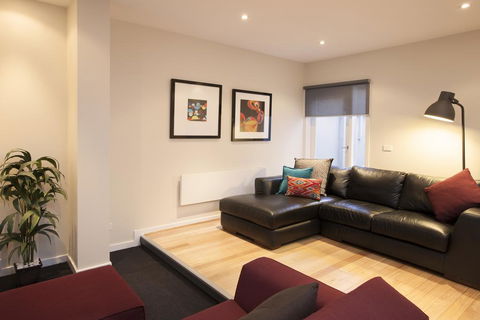 Boutique Stays - Roxys Place, Prahran House - Accommodation Newcastle 3