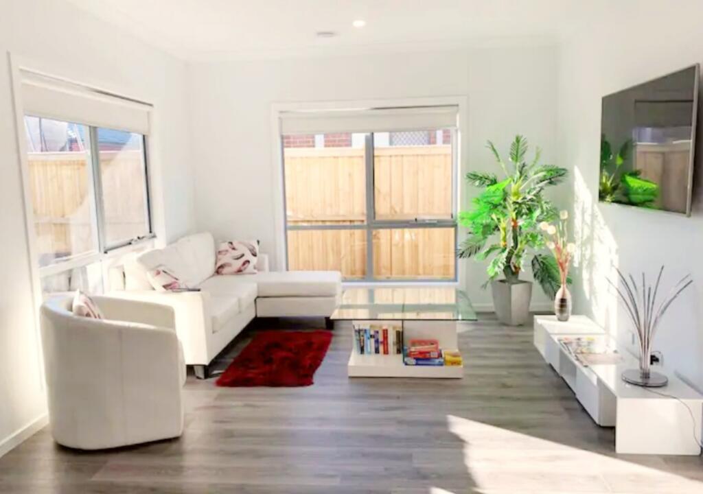 Armstrong Creek ACT Accommodation Newcastle