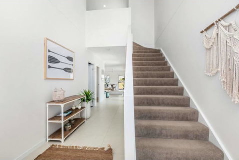 Brand New PRIZE HOME 50m Path To Beach - Accommodation Newcastle 2