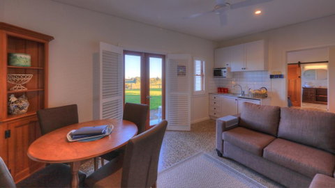 Bridle Guesthouse - Accommodation Newcastle 0