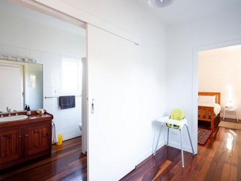 Bridle Guesthouse - Accommodation Newcastle 3