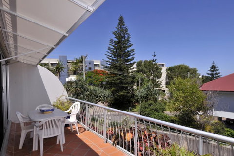Bright & Comfortable In Quiet Location - Accommodation Newcastle 0
