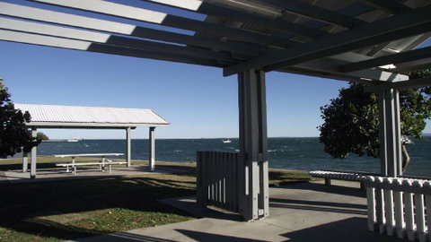 Bring The Family, Dog And The Boat To Welsby Pde, Bongaree - Accommodation Newcastle 0