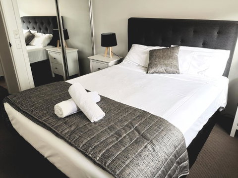 Broadbeach Private Apt With CHA - Accommodation Newcastle 2