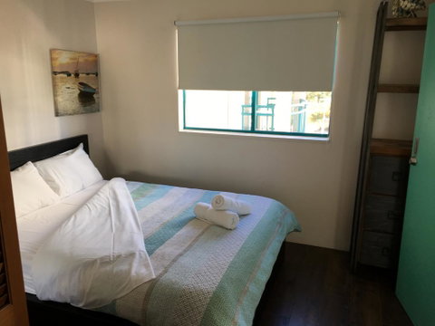 Broadbeach Studios - Accommodation Newcastle 1