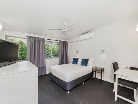 Brook Hotel - Accommodation Newcastle 1