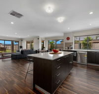 Bundalong on Clarke St - Accommodation Newcastle