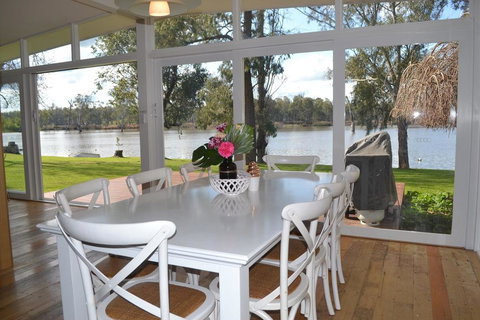 Bundalong Waterfront- 28 Graham Ave, Bundalong - Accommodation Newcastle 1