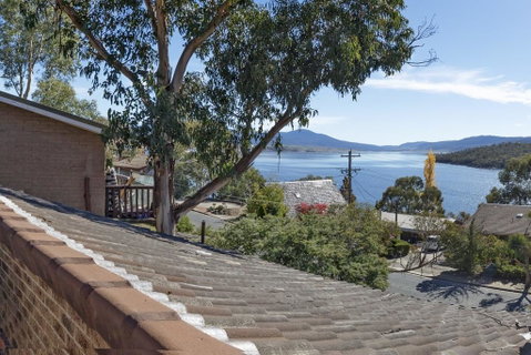 Bundilla 4- Townhouse With Wifi - Accommodation Newcastle 1