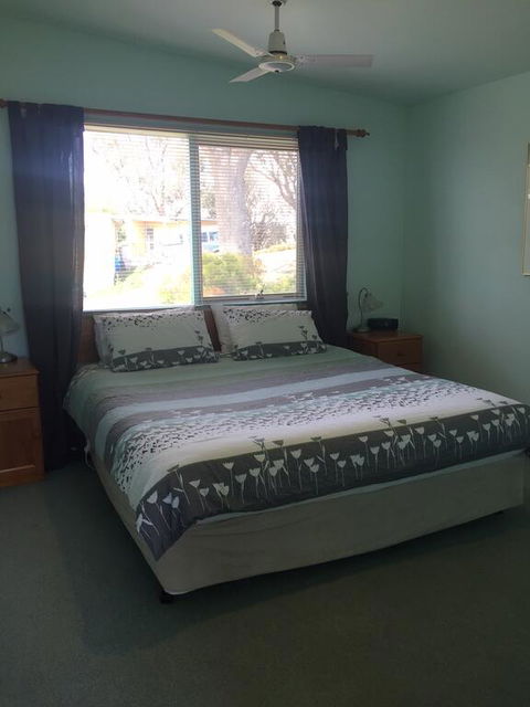 Burnt Creek Cottages - Accommodation Newcastle 2