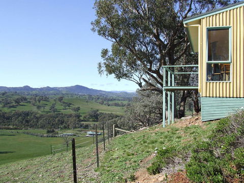 Burnt Creek Cottages - Accommodation Newcastle 0