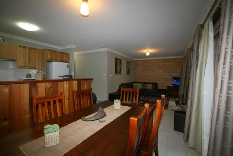 Burramys 4/1 Kirwan Close - Accommodation Newcastle 2