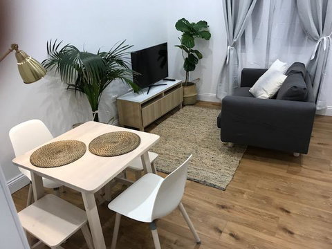 Buxton House - Accommodation Newcastle 1