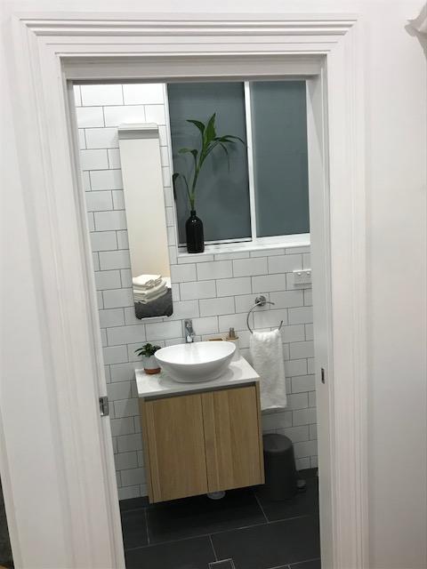 Buxton House - Accommodation Newcastle 2