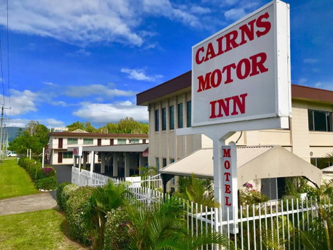 Cairns Motor Inn - Accommodation Newcastle 0