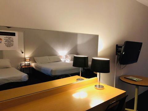 Campbelltown Colonial Motor Inn - Accommodation Newcastle 1