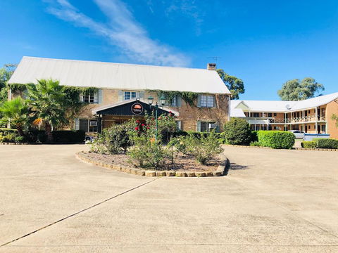 Campbelltown Colonial Motor Inn - Accommodation Newcastle 0