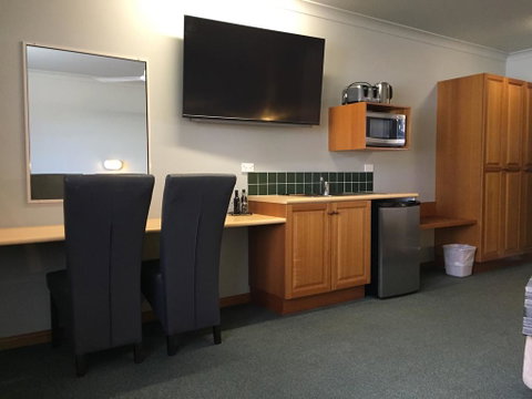 Cannon Park Motel - Accommodation Newcastle 3