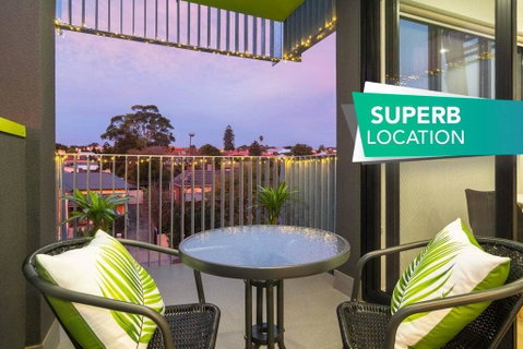 Canopy @ 44-Minutes From The CBD, Train And Cafes - Wifi - Nespresso - Amenities - Accommodation Newcastle 0