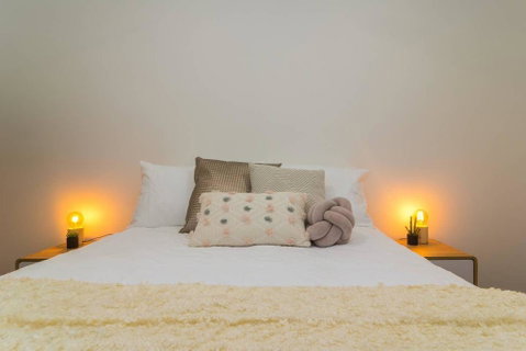 Canopy @ 44-Minutes From The CBD, Train And Cafes - Wifi - Nespresso - Amenities - Accommodation Newcastle 1
