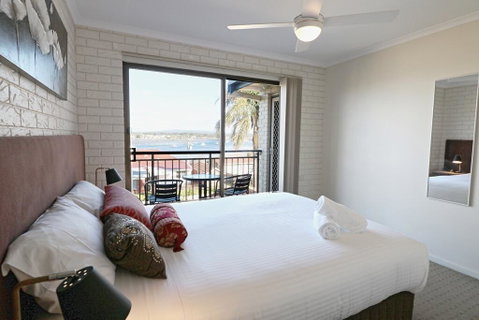 Capri Apartments - Accommodation Newcastle 1