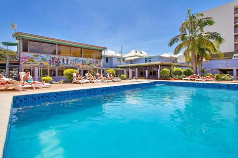 Caravella Backpackers - Accommodation Newcastle 1