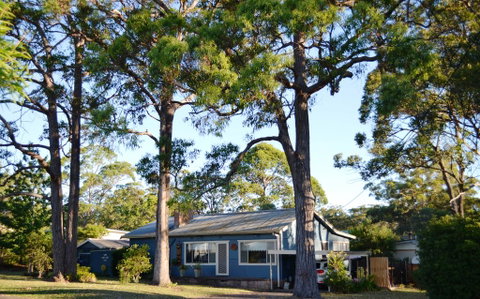 Casa Husky - Accommodation Newcastle 0